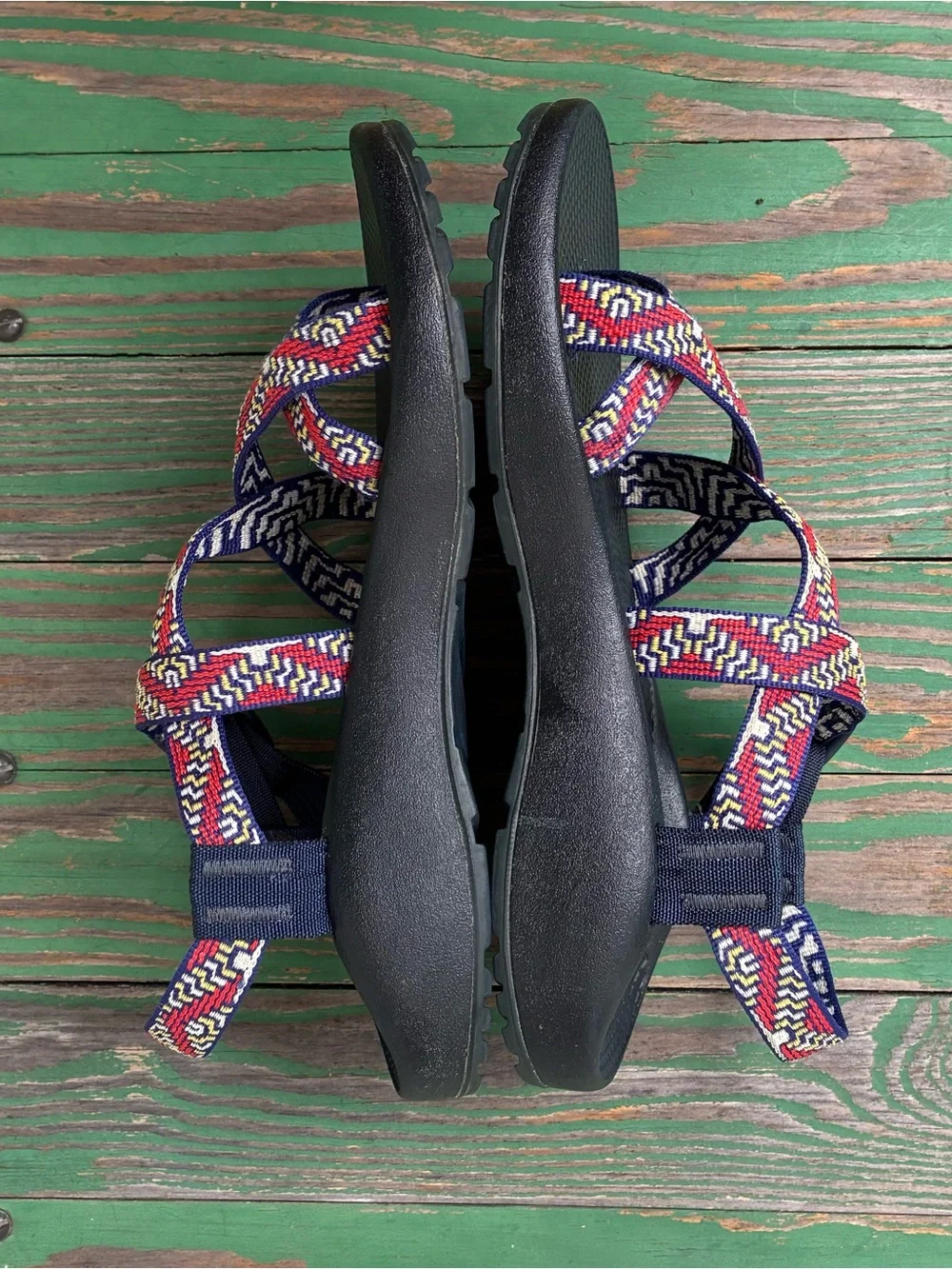 Chaco Womens Z/2 Classic Sandals Sz 9 Red Navy Yellow Strappy Summer Vacation